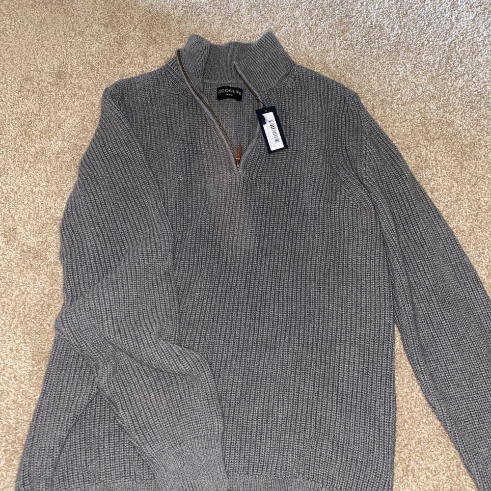 Men’s sweater